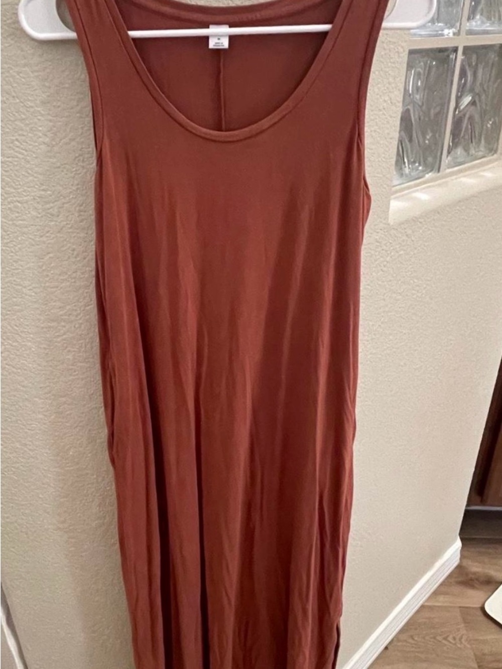 Old Navy Sleeveless Maxi Dress in Rust